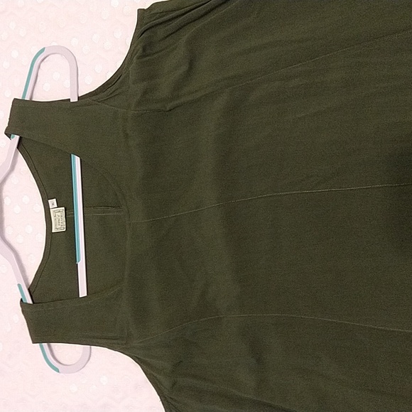 Olive green tank dress.  Size extra large.  New without tags.  Pockets on both s - Picture 5 of 5